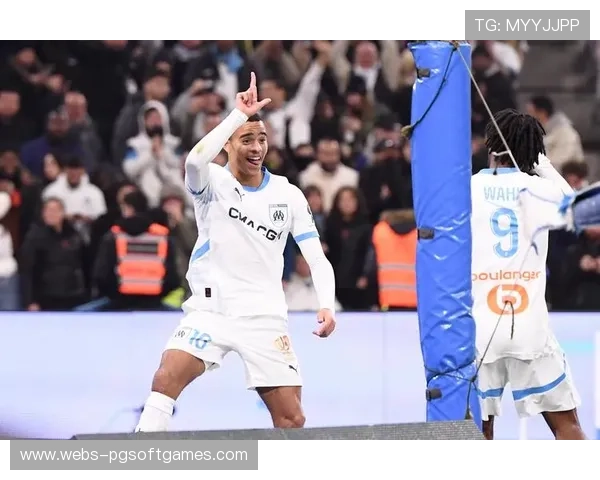 格林伍德惊艳远射破门,马赛核心领跑法甲 格林伍德惊艳远射破门,马赛核心领跑法甲